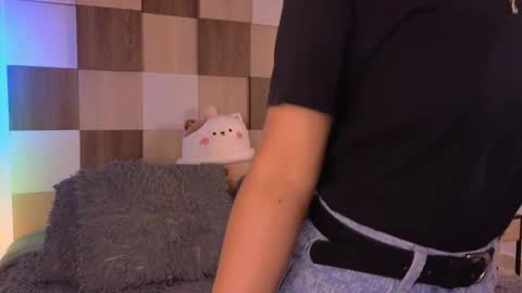 Andrea online show from 10-08-25, 01:42