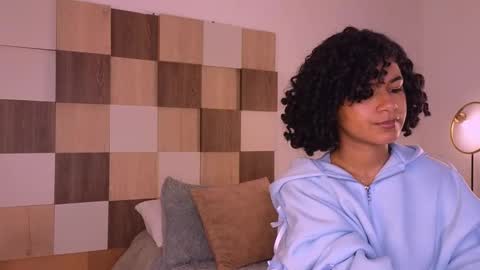 Snapshot of adele_carter_ chatting on 01-15-26, 11:48 Andrea online show from 01-15-26, 11:48