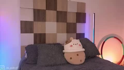 Snapshot of adele_carter_ chatting on 02-25-26, 01:21 Andrea online show from 02-25-26, 01:21