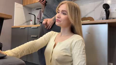 Adele Nick online show from 04-16-26, 03:40