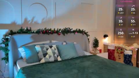 Adele online show from 12-18-25, 01:00