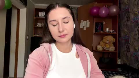 Poly online show from 02-24-26, 06:11