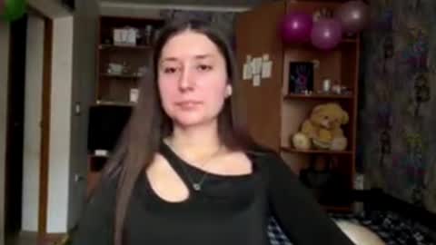 Poly online show from 02-25-26, 07:18