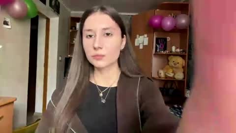 Poly online show from 03-02-26, 09:49