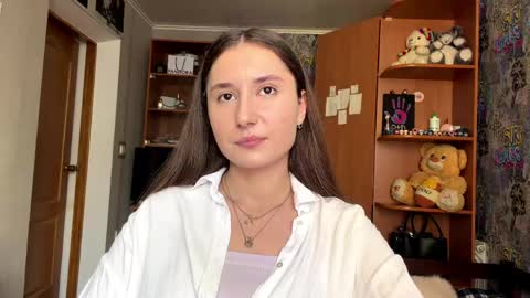 Poly online show from 04-13-26, 10:54