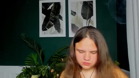 Snapshot of adelecruzz chatting on 05-06-26, 12:10 adelecruzz online show from 05-06-26, 12:10