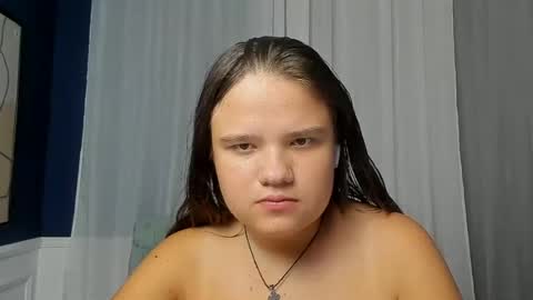 Snapshot of adelecruzz chatting on 07-17-26, 11:50 adelecruzz online show from 07-17-26, 11:50