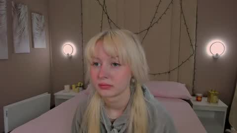 adelesilvy online show from 06-03-26, 01:52
