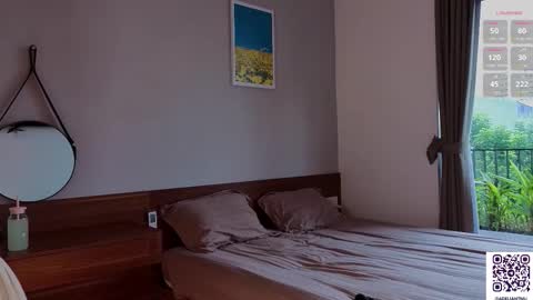 Adelia online show from 10-08-25, 12:08