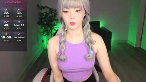 Adelina Pinky online show from 05-31-26, 03:15
