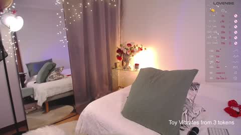 Snapshot of adelina_shine chatting on 02-03-25, 02:25 Im Adelina . See you.... online show from 02-03-25, 02:25