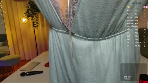 Im Adelina . See you.... online show from 03-26-26, 11:10