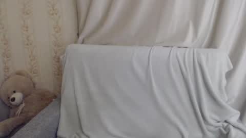 Snapshot of adelinalawson chatting on 12-10-24, 04:06 adelinalawson online show from 12-10-24, 04:06