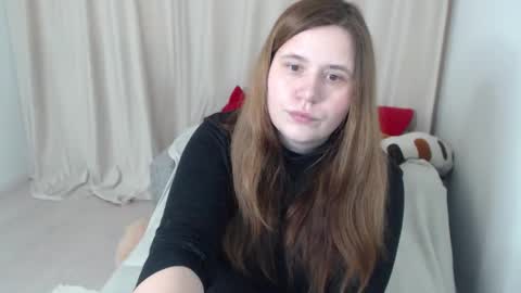 Snapshot of adelinalawson chatting on 03-04-25, 05:45 adelinalawson online show from 03-04-25, 05:45