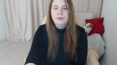 Snapshot of adelinalawson chatting on 03-08-25, 07:09 adelinalawson online show from 03-08-25, 07:09