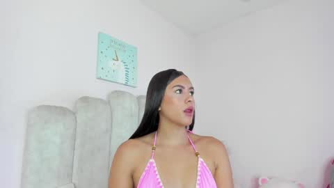 Snapshot of adeline1__ chatting on 05-14-26, 10:33 dahia online show from 05-14-26, 10:33