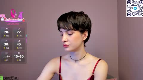 Adeline Perle online show from 09-12-25, 02:00