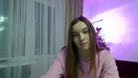 Snapshot of adelinee_sweet chatting on 12-02-25, 02:45 adeline online show from 12-02-25, 02:45