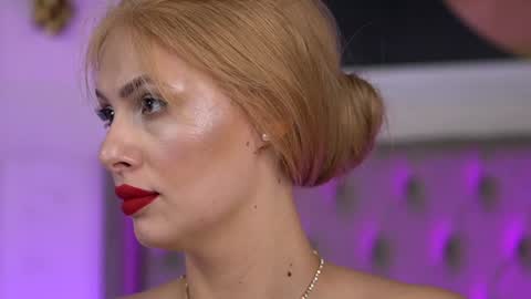 Snapshot of adelineking chatting on 12-13-24, 10:19 Ade online show from 12-13-24, 10:19