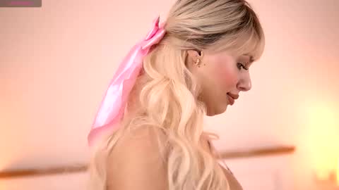 Snapshot of adelineking chatting on 10-02-25, 02:07 Ade online show from 10-02-25, 02:07