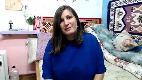 adelinemilf online show from 01-09-26, 07:22