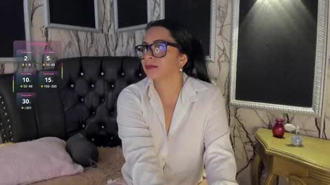 adelinemoretti online show from 11-19-25, 05:13