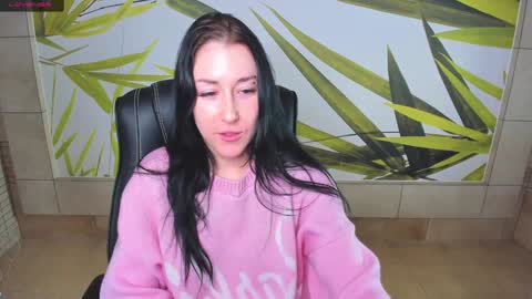 Snapshot of adell_berry chatting on 01-14-25, 05:19 Adel online show from 01-14-25, 05:19