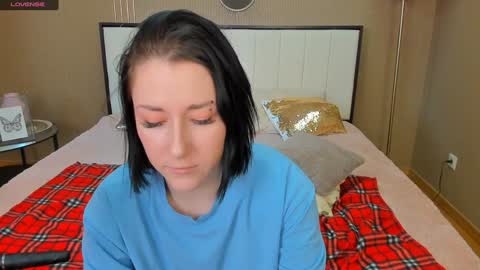 Snapshot of adell_berry chatting on 02-05-25, 06:24 Adel online show from 02-05-25, 06:24