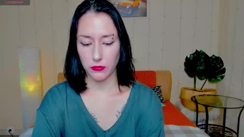 Snapshot of adell_berry chatting on 09-18-25, 02:35 Adel online show from 09-18-25, 02:35