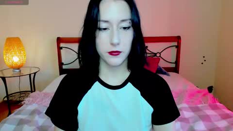 Snapshot of adell_berry chatting on 09-19-25, 02:46 Adel online show from 09-19-25, 02:46