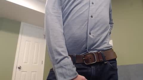 Snapshot of adequate_cock chatting on 12-22-25, 04:15 adequate_cock online show from 12-22-25, 04:15