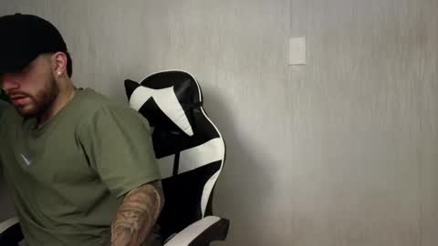 Ades online show from 10-24-25, 12:01