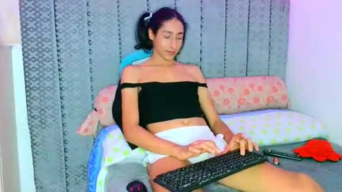 adhara star 3 online show from 12-24-24, 01:06