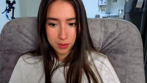 Snapshot of adhara_kitten chatting on 06-09-26, 02:06 Adhara online show from 06-09-26, 02:06