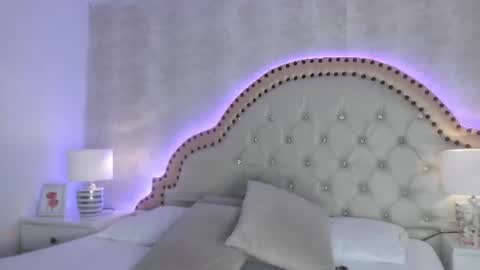 Snapshot of adharamullerr chatting on 06-10-26, 08:52 Im Adhara online show from 06-10-26, 08:52