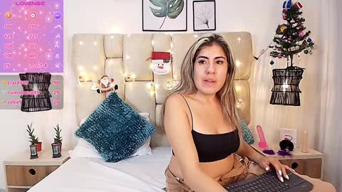 AdharaSmithh online show from 01-06-25, 04:23