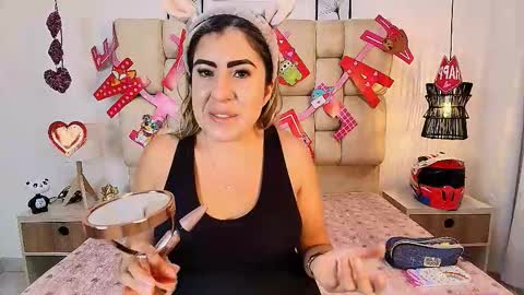 AdharaSmithh online show from 09-15-25, 07:36