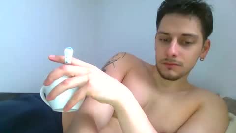 Snapshot of adi151943 chatting on 04-09-26, 06:52 JayHunter online show from 04-09-26, 06:52