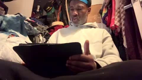 Snapshot of adick_ting chatting on 10-14-25, 06:14 adick_ting online show from 10-14-25, 06:14