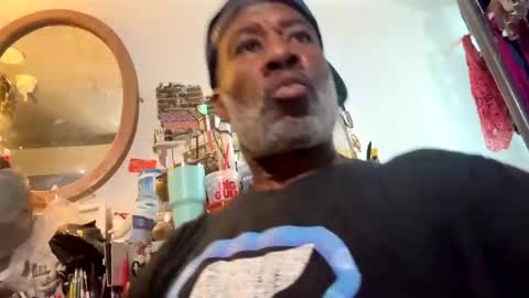 adick_ting online show from 10-22-25, 02:50