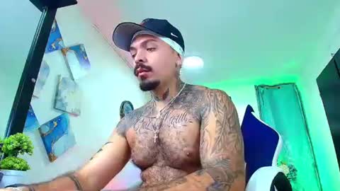 Snapshot of adil_aminn chatting on 11-12-25, 05:13 DALIL ADIL AMIN online show from 11-12-25, 05:13