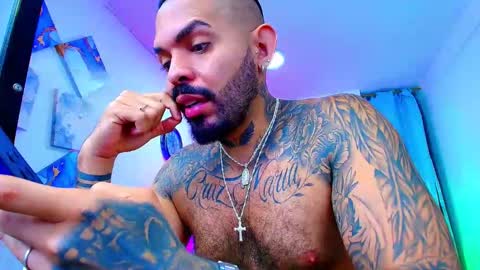 Snapshot of adil_aminn chatting on 12-02-25, 04:02 DALIL ADIL AMIN online show from 12-02-25, 04:02