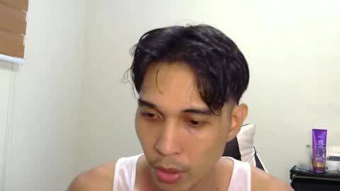 Snapshot of adios_amigo chatting on 05-24-26, 04:01 Amigo online show from 05-24-26, 04:01