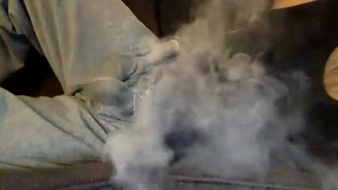 Snapshot of adipoli710 chatting on 02-19-25, 03:27 horny kinky daddy online show from 02-19-25, 03:27