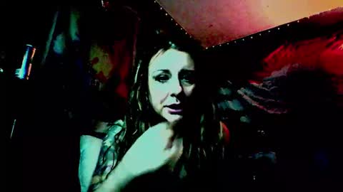 Snapshot of adirajade chatting on 03-20-26, 03:44 adirajade online show from 03-20-26, 03:44