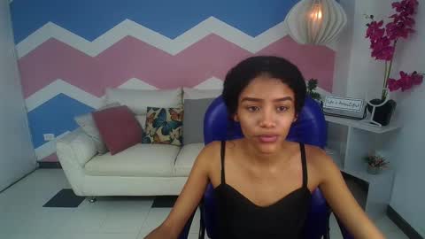 Snapshot of adisson_petite1 chatting on 10-12-25, 05:12 adisson_petite1 online show from 10-12-25, 05:12