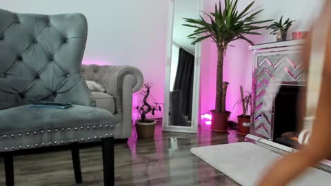 Snapshot of adonawet chatting on 12-20-24, 07:12 Adona online show from 12-20-24, 07:12