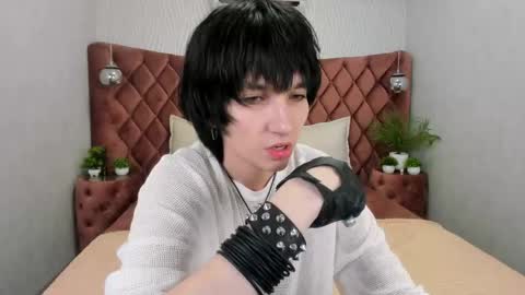 Snapshot of adonbev chatting on 06-07-26, 06:28 adonbev online show from 06-07-26, 06:28