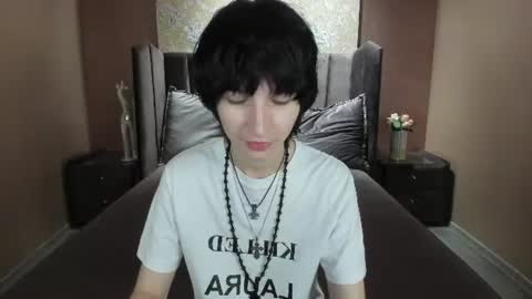 Snapshot of adonbev chatting on 06-14-26, 05:09 adonbev online show from 06-14-26, 05:09