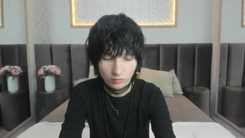 Snapshot of adonbev chatting on 06-18-26, 09:14 adonbev online show from 06-18-26, 09:14